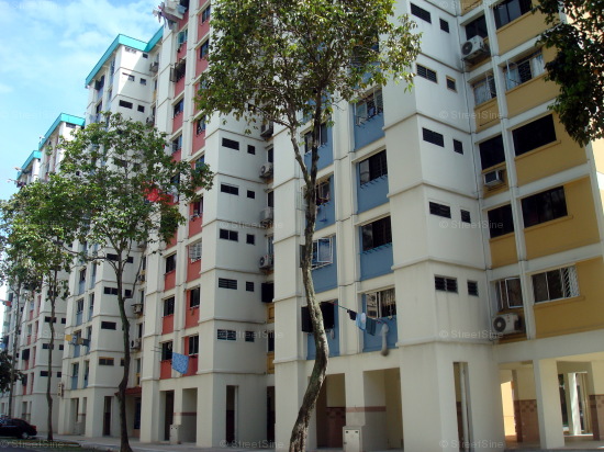Yishun Street 21 thumbnail photo